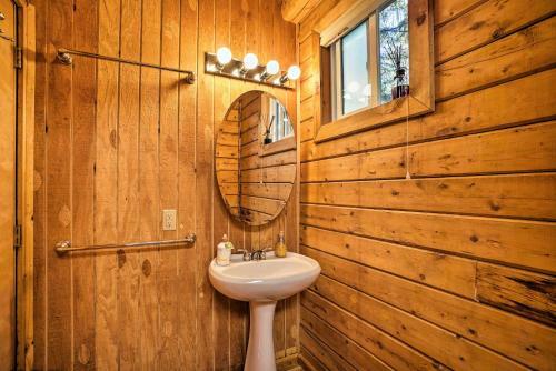 Sterling Cabin With Fire Pit And Kenai River Views!