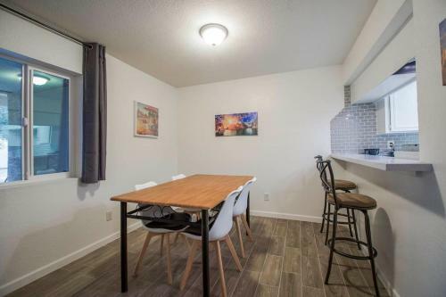 34a Casa Grande Modern 1bd Condo W Heated Pool