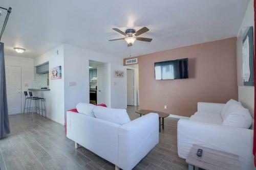 37a- Casa Grande Modern Condo 1bd W Heated Pool