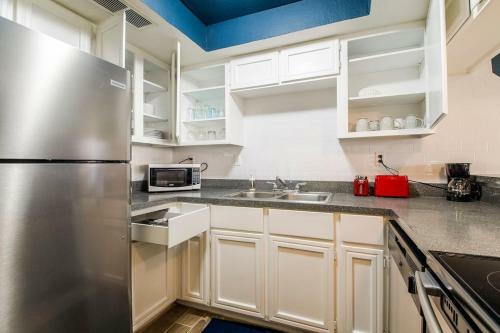 79 Casa Grande 2bd 2ba Modern Getaway Heated Pool