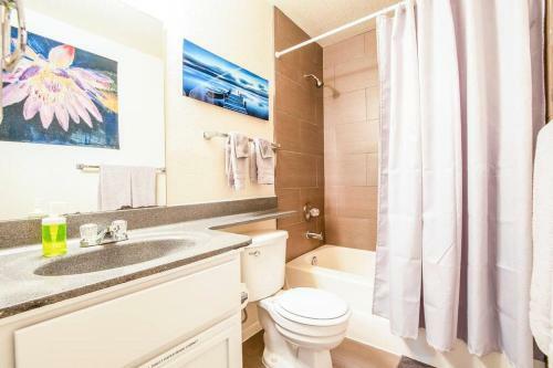 77 Sunny Casa Grande 2bd 2ba Condo W Heated Pool