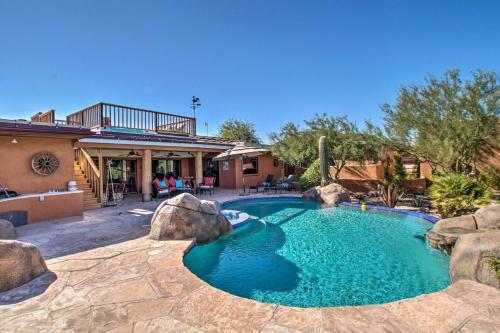 Luxe Ranch Refuge With Rooftop Patio And Mtn View