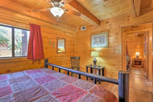 Charming Rustic Cabin In The Pines With Deck And Views!