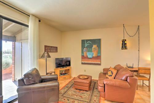 Townhome With Private Patio And Mountain Views!