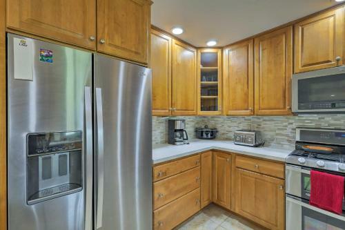 Dog-friendly Home With Deck On Pinetop Lakes Course!
