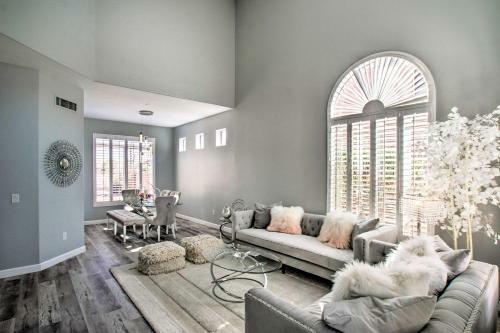 Spacious, Updated Resort Home On Golf Course!