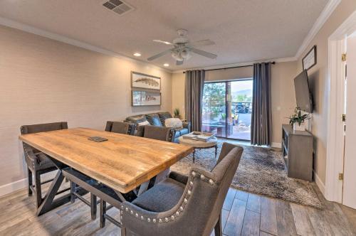 Apartamento Cozy-chic Condo With Pool 1 Block To Beach!