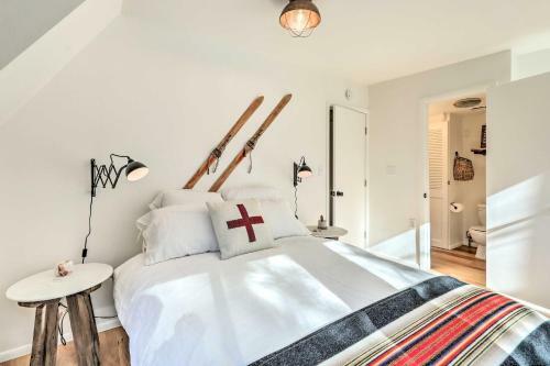 Modern A-frame Cabin With Deck - Hike, Bike And Ski!