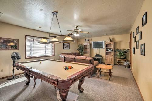 Cabin With Wraparound Porch - 20 Mins From Flagstaff!