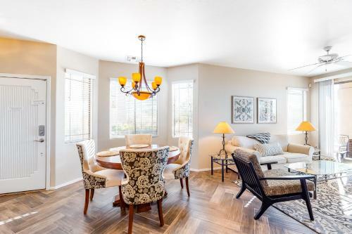 Vistoso Condo #218c
