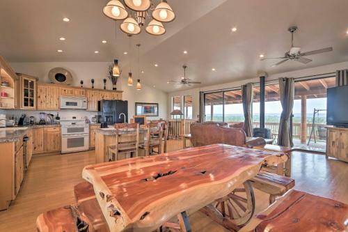 Overgaard Cabin With Pool Table And Incredible View!