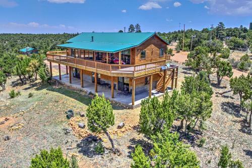 Overgaard Cabin With Pool Table And Incredible View!