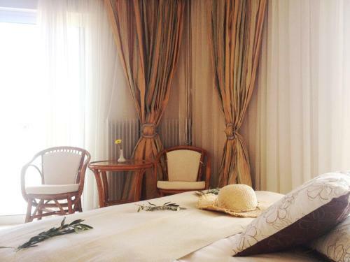 Souris Hotel