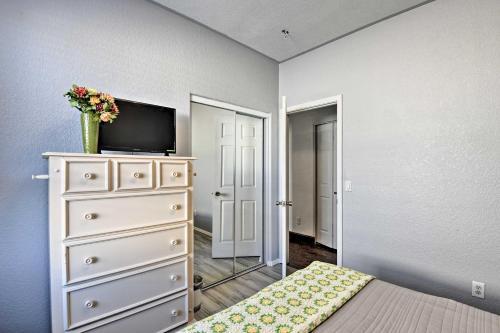 Pet-friendly Desert Getaway About 6mi To Downtown Phx!