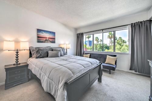 Modern City Condo Close To Downtown Phoenix!