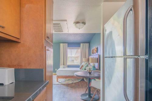 Wanderjaunt -- Classic Downtown Phoenix Apartments