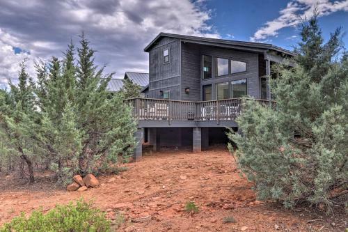 High-end Pine Cabin With Fire Pit And Mtn Views!