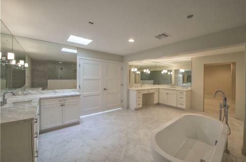 Scottsdale - 4805 N Dromedary Rd