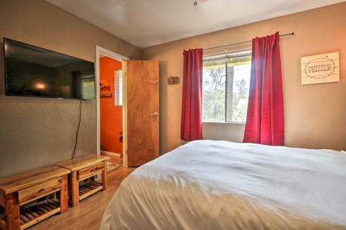 Bright Pine Cabin Direct Trail Access And Deck