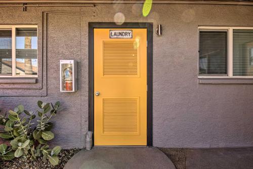 Apartamento Classy Studio With Shared Patio 2 Mi To Dtwn!