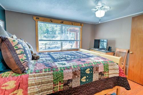 Cozy Cabin With AC And Deck, 5 Mi To Downtown Prescott