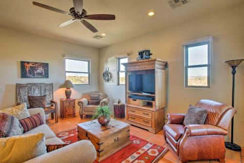 Rio Verde Home With Mtn Views - Near Golf And Hikes!