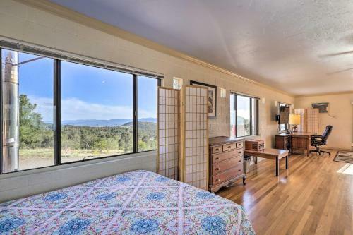 Secluded Mingus Mountain House With Deck, Mtn Views!