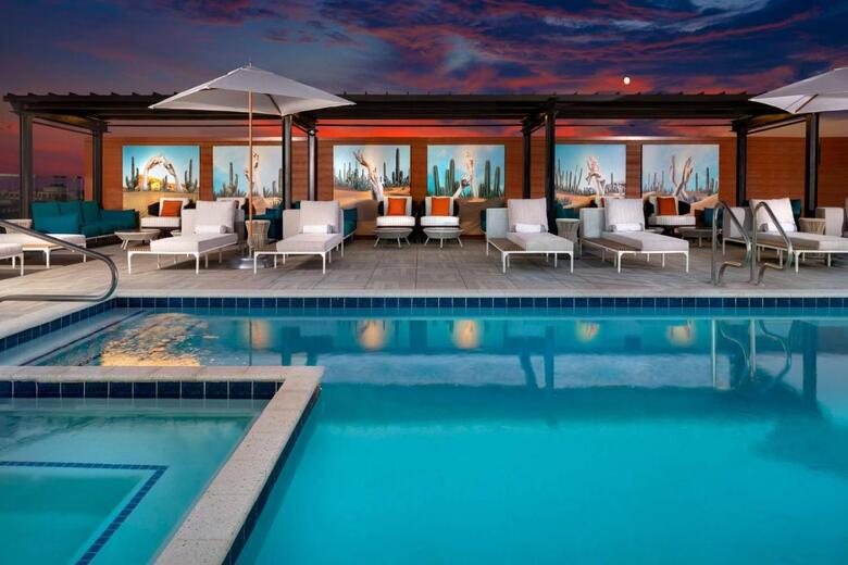 Hotel Canopy By Hilton Scottsdale Old Town