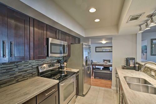 Modern, Central Scottsdale Pad Golf And Relax!