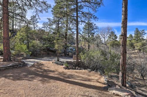 Modern Home With Deck 2 Mi To Courthouse Plaza