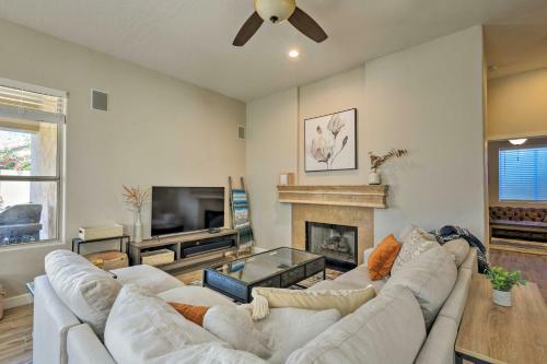Upscale Scottsdale Getaway - Near Kierland Commons