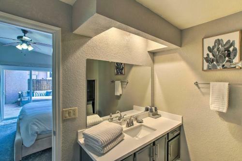 Scottsdale Retreat With Yard 4 Mi To Old Town!