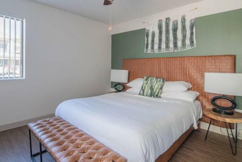 Wanderjaunt - South Scottsdale Apartments