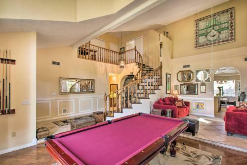 Desert Dreamscape Luxe Home And Private Pool!