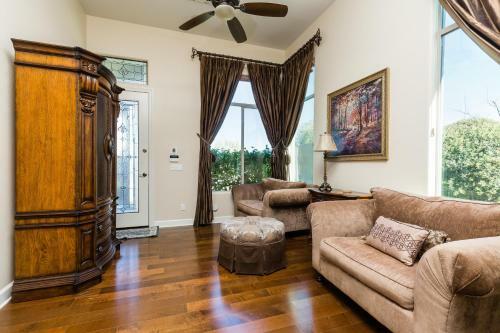 Scottsdale - 8334 E Nightingale Star Dr