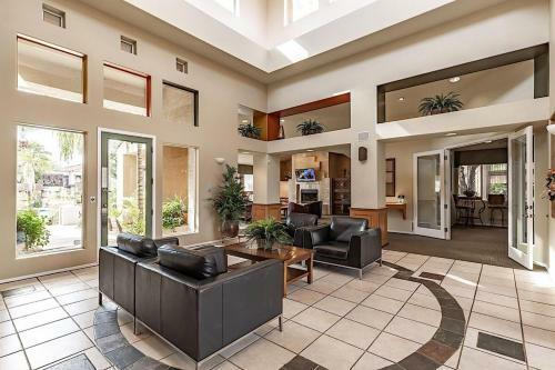 Desert Willow Walk Condo 2br By Casago