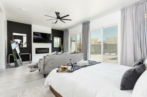 Scottsdale - 2015 N 80th Place