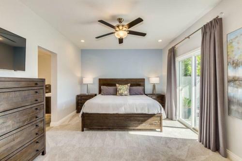 Scottsdale - 6737 E Lewis Ave
