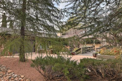 Sleek Sedona Abode With Hot Tub,deck And Optional Chef!