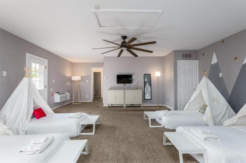 Casa Blanca Home