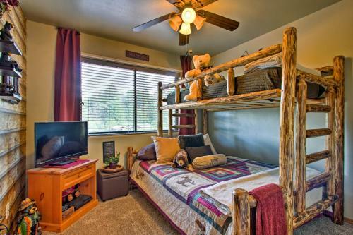 Honeybear Hollow Romantic Getaway Cabin In Forest!