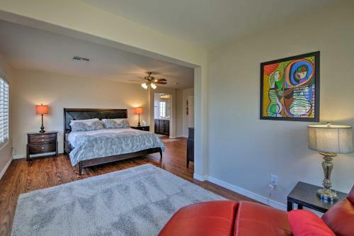 Luxurious Home With Pool, 2 Mi To Surprise Stadium!