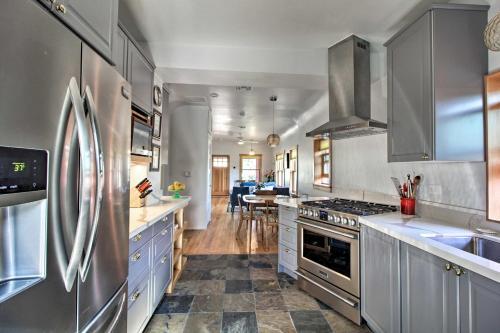Unique And Historic Abode Explore Downtown Tucson!