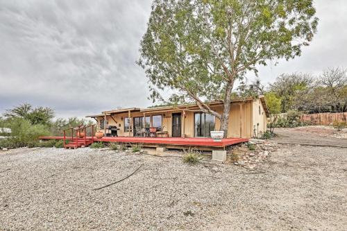 Mtn-view Retreat With Modern Interior And Kitchen!