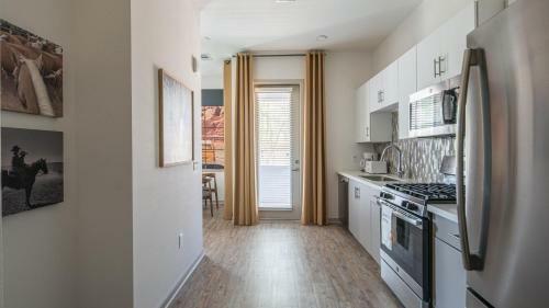 Wanderjaunt - Tempe Luxury Apartments