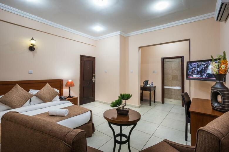 Midindi Hotel