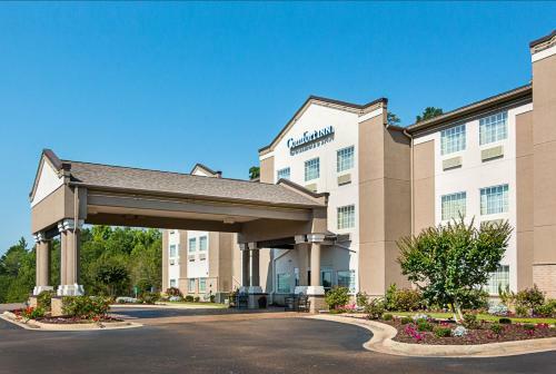 Hotel Comfort Inn