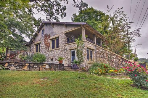Historic Hardy House On Main Street With Fire Pit!