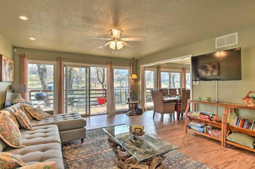 Lakefront Hot Springs Home With Updated Deck And Dock!