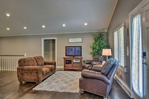 Hot Springs Home On Lake With Private Boat Dock!